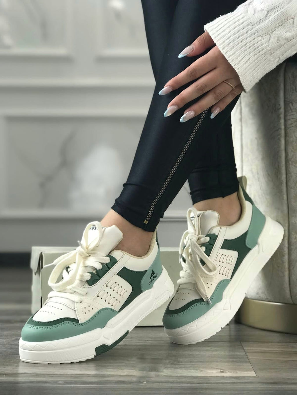 CALZADO ADIDAS TRENZAS TENIS