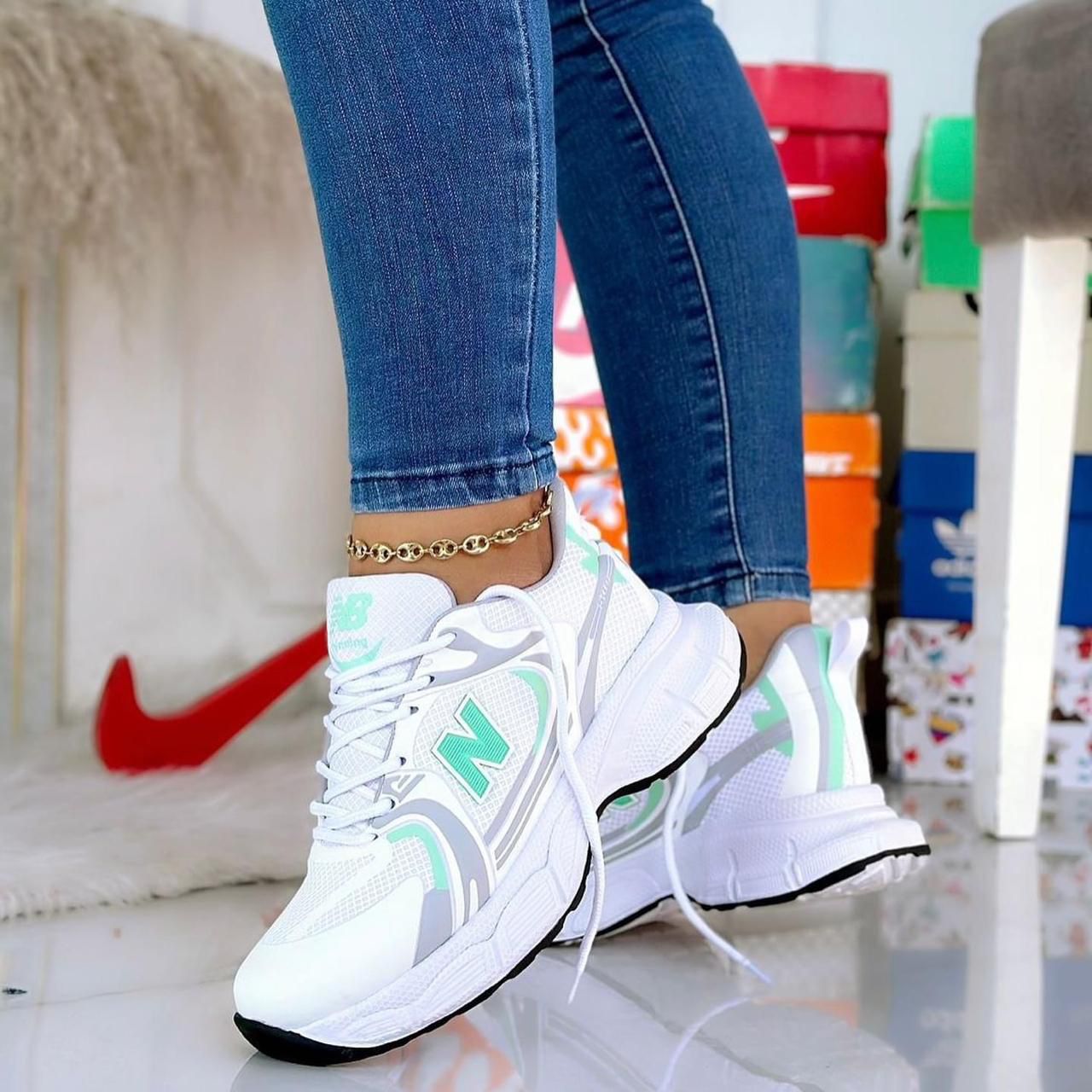 New Balance Burbuja Dama