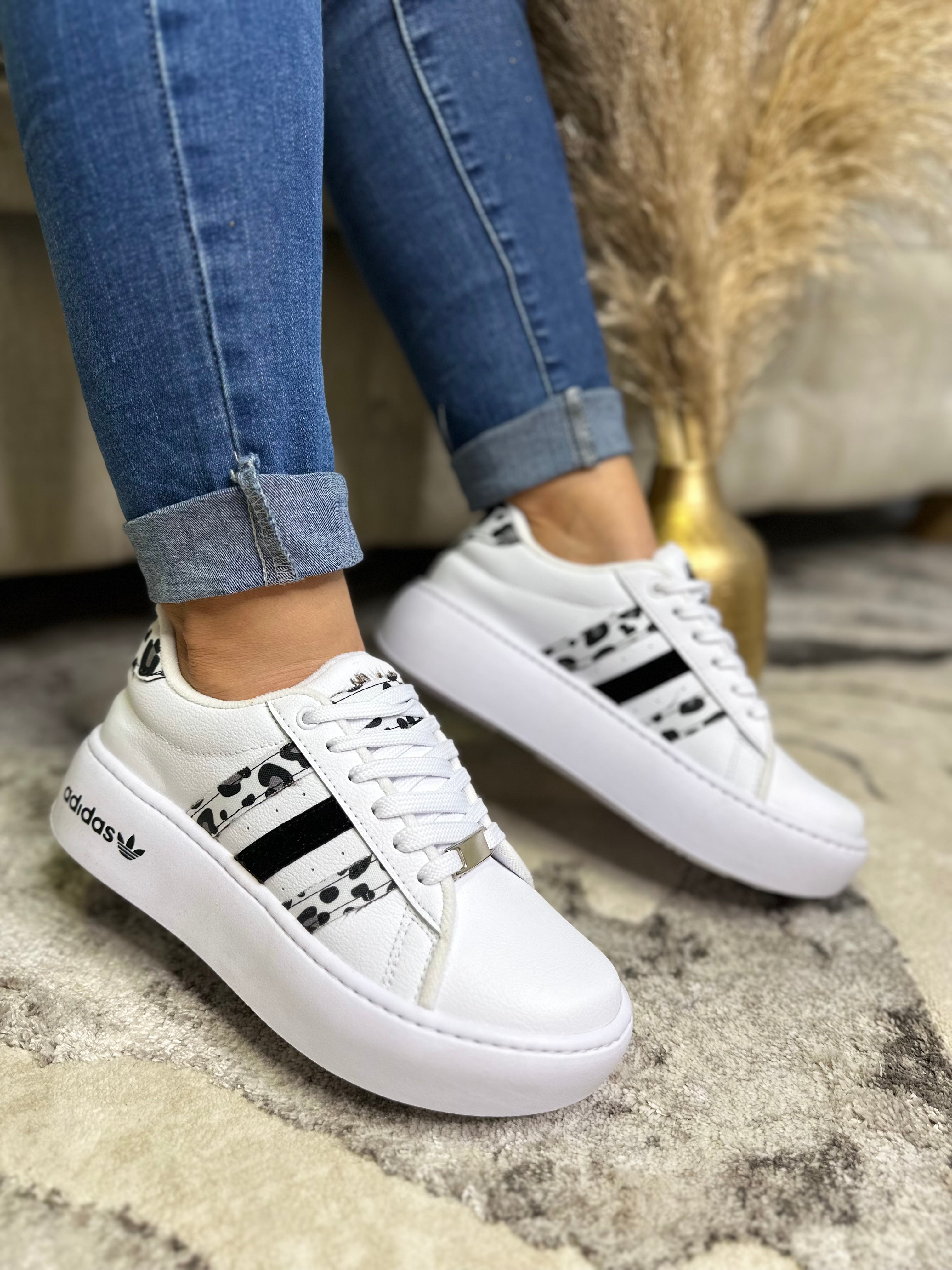 TENNIS ADIDAS PRINT