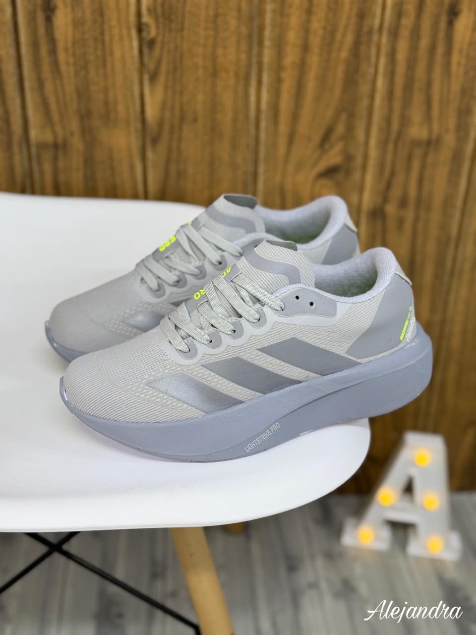 REF : 184 ADIDAS  ADIZERO UNISEX