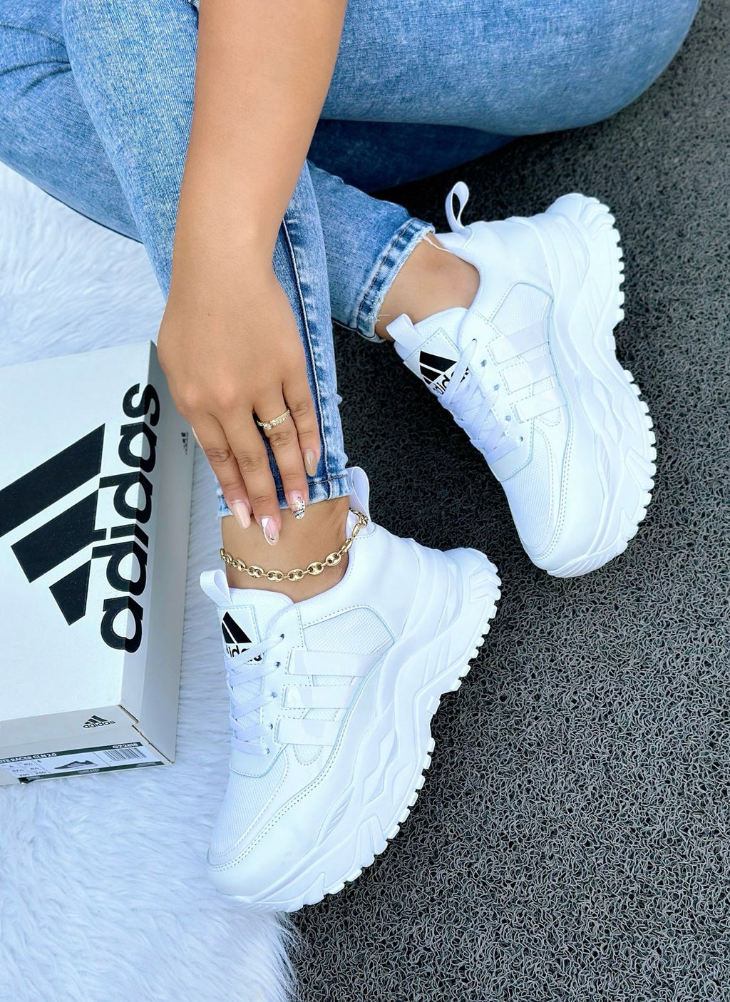 ADIDAS SUELA ALTA